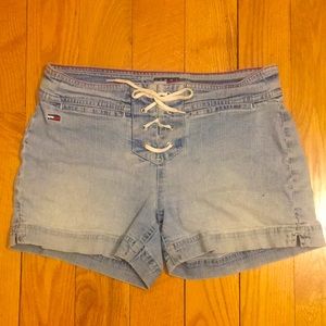 Vintage High Waisted Tommy Hilfiger Light Wash 3” Shorts